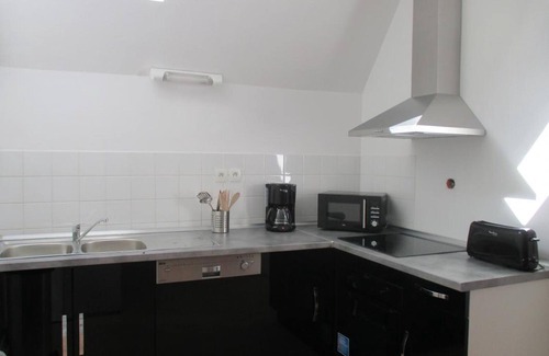 Trevol Cottage | Charming cottage with WiFi near Moulins for 6 guests