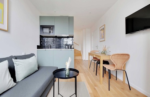 Centre Apartment | Charming duplex - 1BR-4P- Nanterre