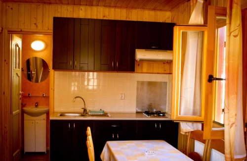 La Puebla de Roda House | Charming Family Bungalow