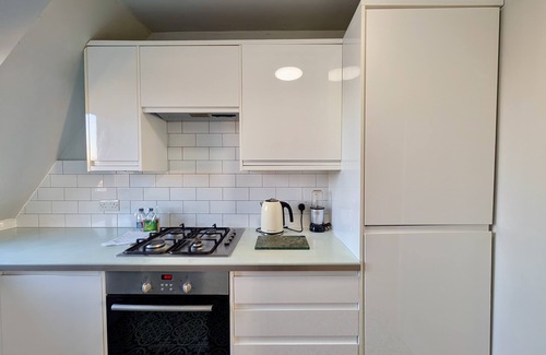 London Borough of Bromley Apartment | Charming Flat in Bromley, London