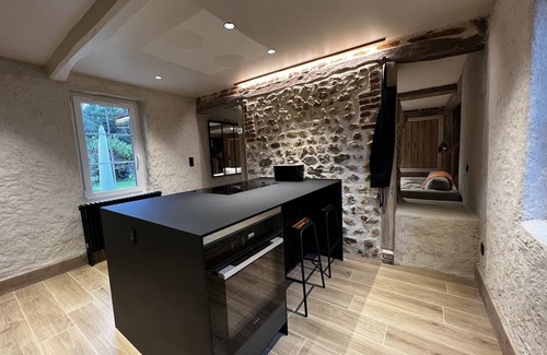 Manneville-la-Raoult House | Charming restored Normandy farmhouse in a quiet location with swimming pool