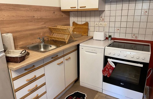 Roeze-sur-Sarthe Cottage | Charming Gîte near Le Mans - Peaceful, Independent with Private Parking, Fully Equipped, High-Speed WiFi