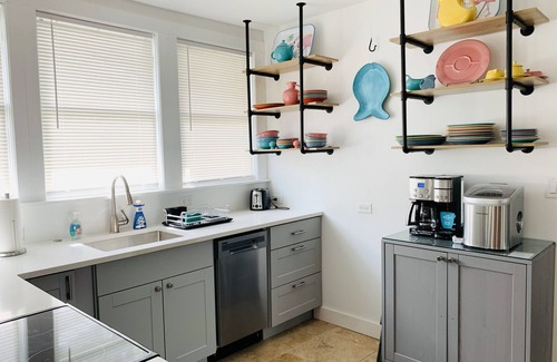 Gulfport House | Charming Gulfport Getaway Steps to Arts District