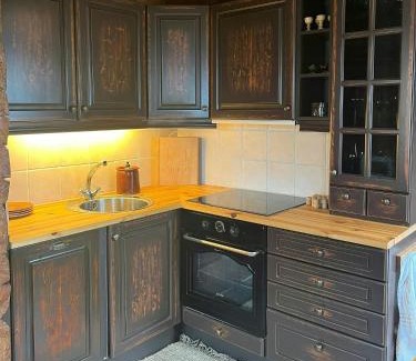 Godøy House | Charming House In An Old Barn By The Lighthouse