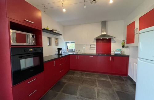 Autry-Issards Cottage | Charming house with garden and pets allowed, near hiking trails