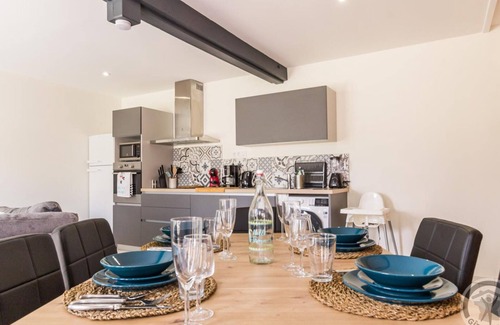 Pontorson Cottage | Charming house with shared pool in Pontorson center