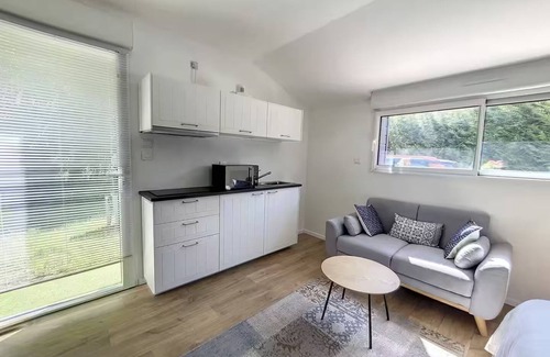 Ducey-les-Cheris Apartment | Charming independent studio with terrace