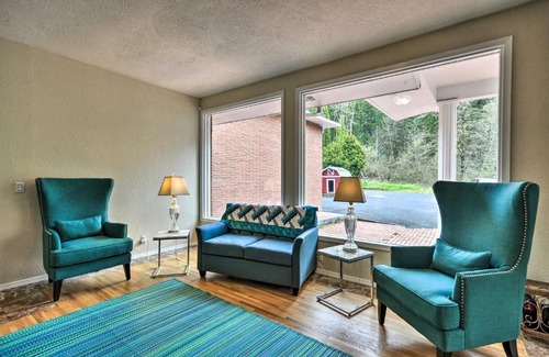 Kelso - Longview House | Charming Kelso Home with Proximity to Cowlitz River!