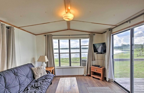 Silver Springs Cottage | Charming Lakefront Cabin in Ocala National Forest!