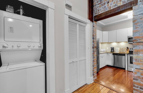 Dixon Park Apartment | Charming Light-Filled Home W/Parking + Courtyard by Lucky Savannah