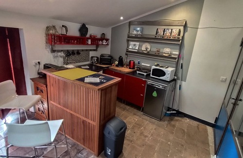 Pezenas Apartment | Charming Loft with spa in the City Center.