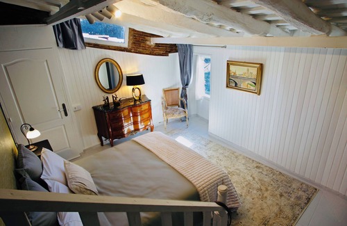 Celra Other | Charming Masia with fireplace in the forest 10 minutes from Girona