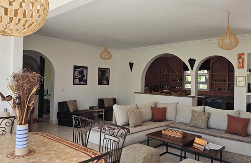 Sidi Boulfdail Villa | Charming oceanfront villa