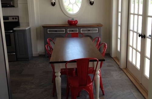 Fort Morgan Cottage | Charming Oceanfront Cottage
