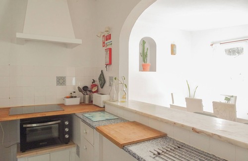 Ameijeira Cottage | Charming Portuguese cottage, private terrace. Family-friendly, near beach & town