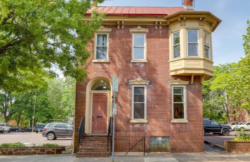 Pottstown Apartment | Charming Pottstown Apartment - Walk to Town!