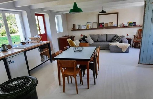 Groix House | Charming quiet house with garden in Kerlard