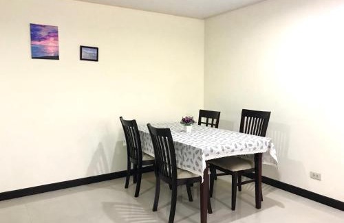 Bangkok Central Business District Apartment | Charming Resident Sukhumvit 22