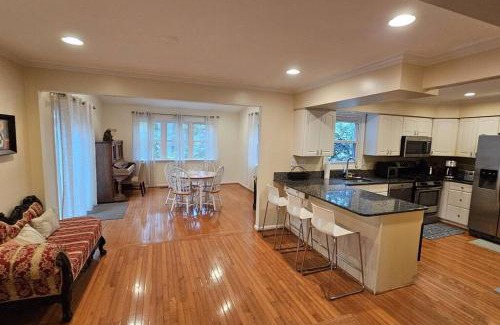 Fairland House | Charming Retreat at Silver Spring