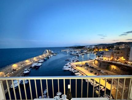 Costa Dorada Apartment | Charming Sea Front 3 Bedroom Apartment - incredible views!