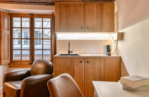Sorbonne Apartment | Charming Studio Bievre Notre Dame 47