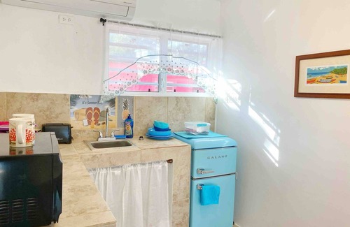 Puntas Apartment | Charming Studio by Sandy Beach – Affordable & Private