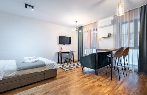 Bucharest Apartment | Charming Studio close to Unirii Square