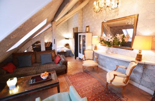 Quartier de la Place-Vendome Apartment | Charming Studio Near Louvre