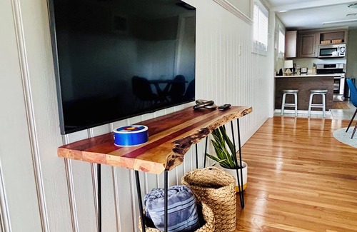 Lafayette House | Charming, updated 2-bedroom, 2 bathroom in wonderful area, minutes from Boulder!