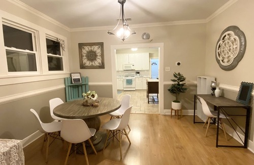 Fort Worth House | Charming, Vintage 3 bedroom home