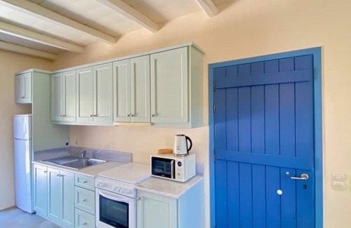 Vourkari House | Charming Vourkari Stone Home 3 - Minutes from Port