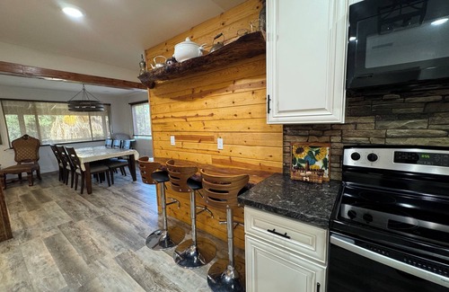 Rancho San Diego House | Charming Wood house with pool & basket court