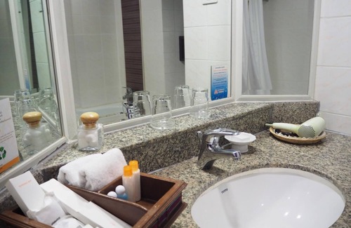 Khon Kaen Hotel | Charoenthani Khonkaen Hotel