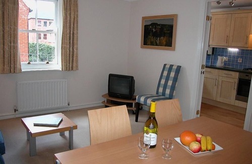 Salisbury Cottage | CHARTER COURT in Salisbury