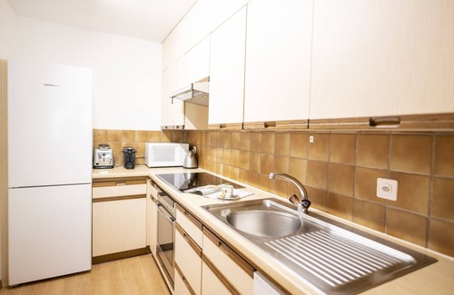 Vulpera Apartment | Chasa Plavna - Willeke: Beautiful and cosy 3.5-room apartment with large balcony in Vulpera