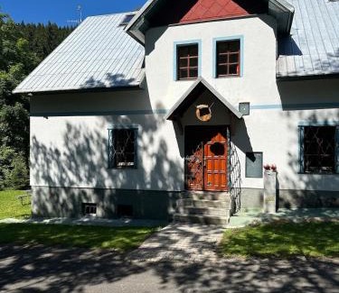 Bozi Dar House | Chata Zlatý Kopec