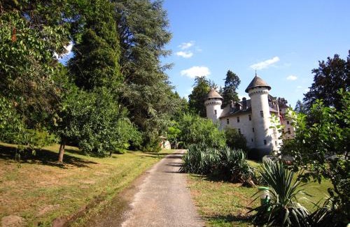 Serrieres-en-Chautagne House | Chateau in France with Pool and Views, cleaning included