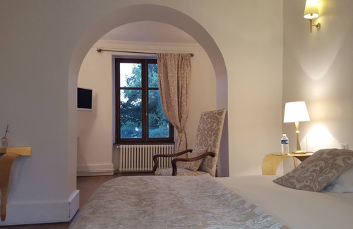 Saincaize-Meauce Hotel | Chateau Le Sallay