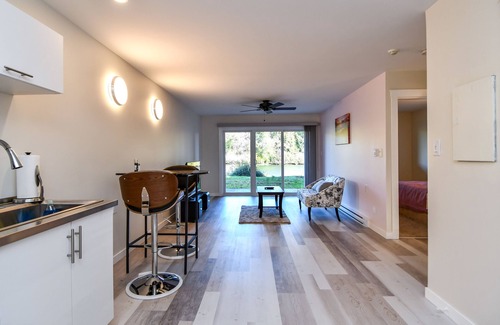 Campbell River Apartment | Chateau Riverside