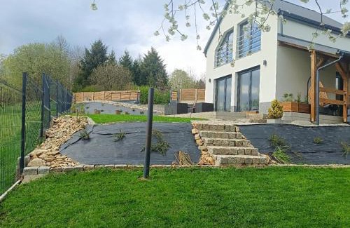 Jezow Sudecki House | Chatka Mechatka