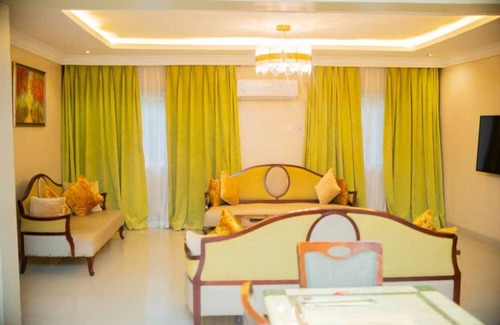 Ibadan Hotel | CheckInn Signature Abuja