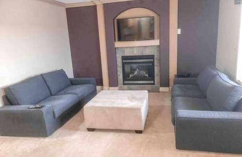 Chestermere House | Chestermere Lake Home, 20 min from YYC Airport.
