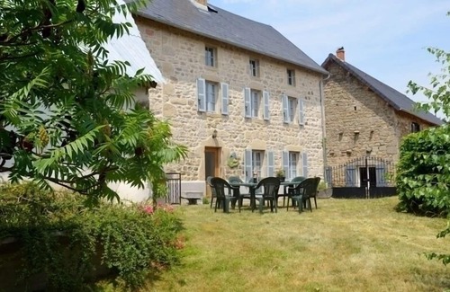 Montel-de-Gelat House | Chez Bourrefine - LE Montel-de-gelat