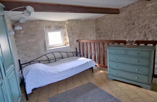 Saint-Restitut House | Chez Jadou