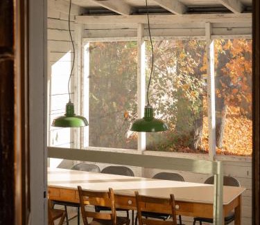 Lac-Megantic House | Chez Léo par Maison Dudley