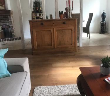 Marboue Apartment | Chez leo