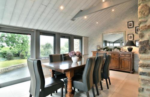 Plenee-Jugon House | Chez Marie-Céline - Maison avec jacuzzi à 20 min du Val André