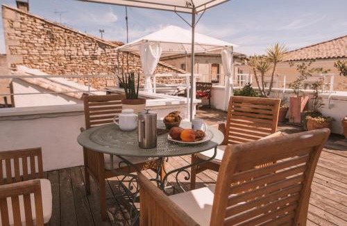 Faubourg Apartment | Chez Pepito & Zaza hypercentre rooftop garage