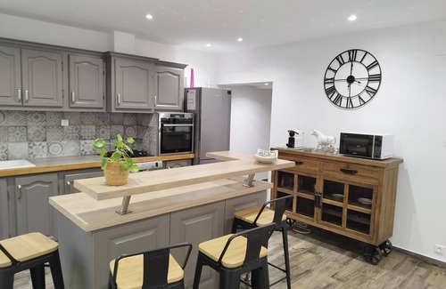 Aigues-Mortes Medieval City House | Chez sandrou