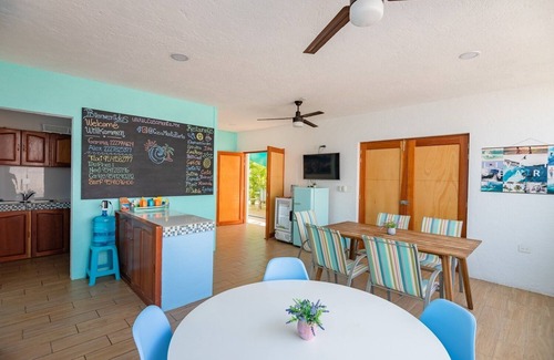 Los Tamarindos House | Chic Beach House w/Pool, A/C & Penthouse near La Punta – Walk to the Ocean!